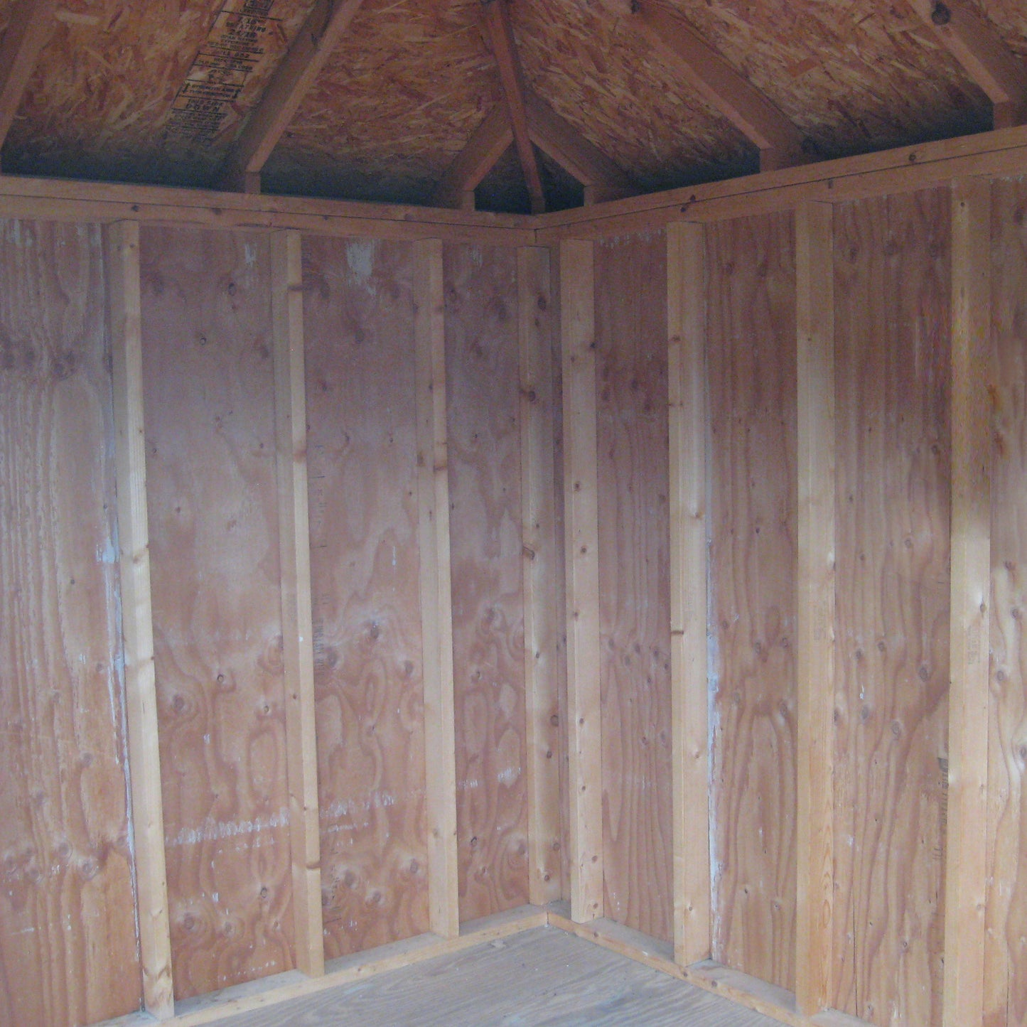 10x10 Colonial Five Corner Shed interior walls