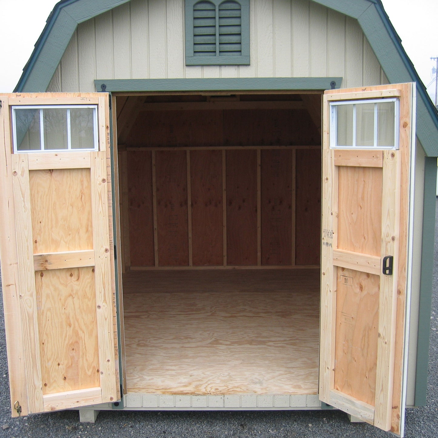 Colonial Greenfield interior with doors open