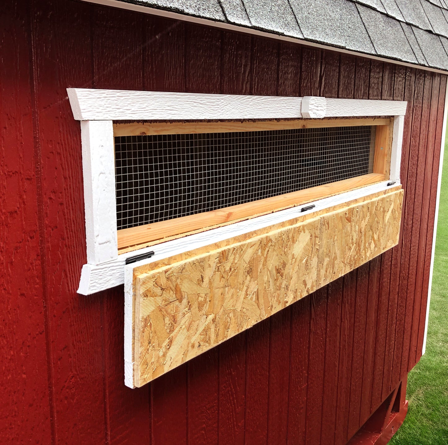Gambrel Barn Coop