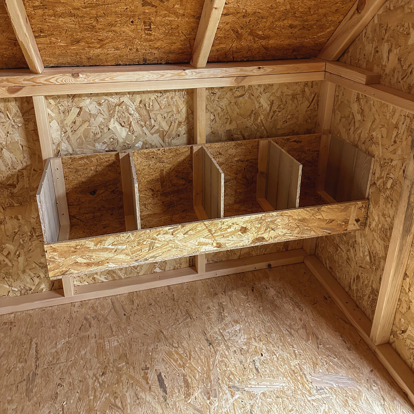 value a frame coop 4 nesting boxes